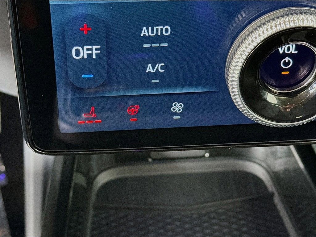 Used 2025 Ford Mustang Mach-E Premium image 38