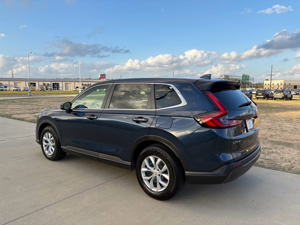 Used 2025 Honda CR-V LX image 6