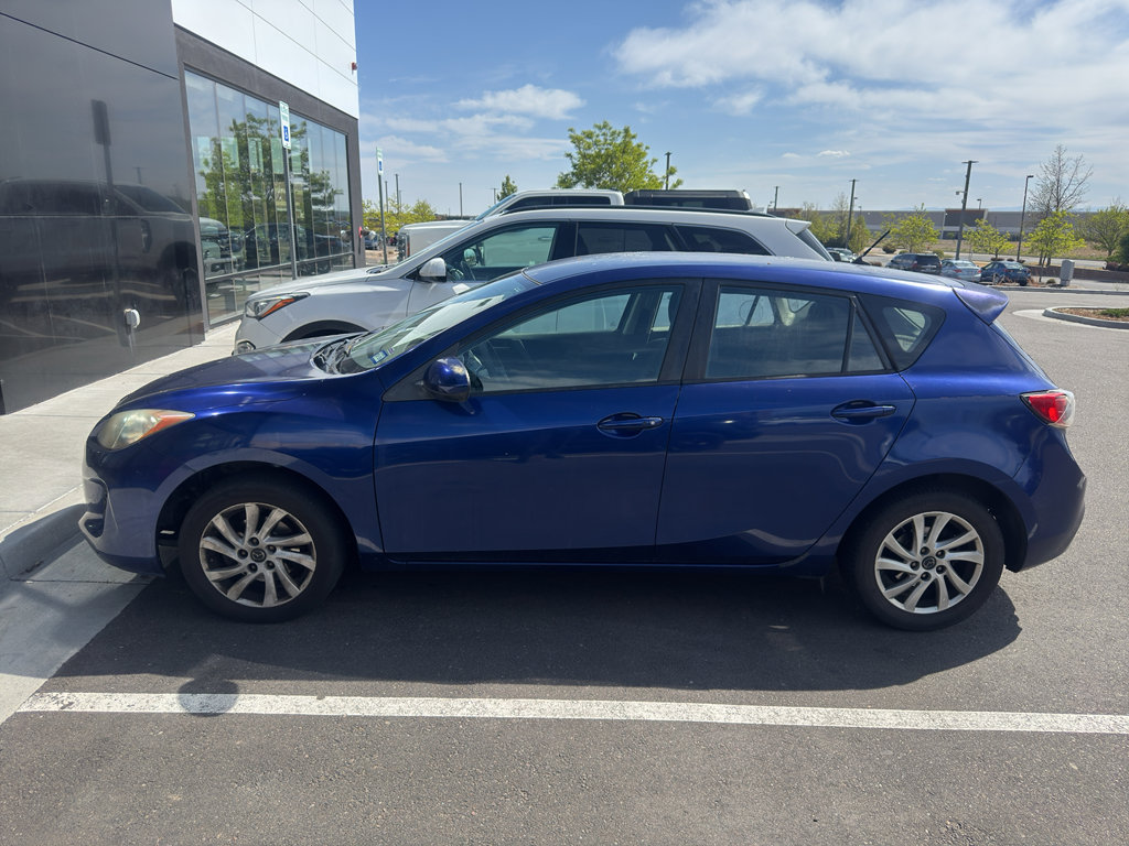 Used 2013 MAZDA MAZDA3 i Touring image 3