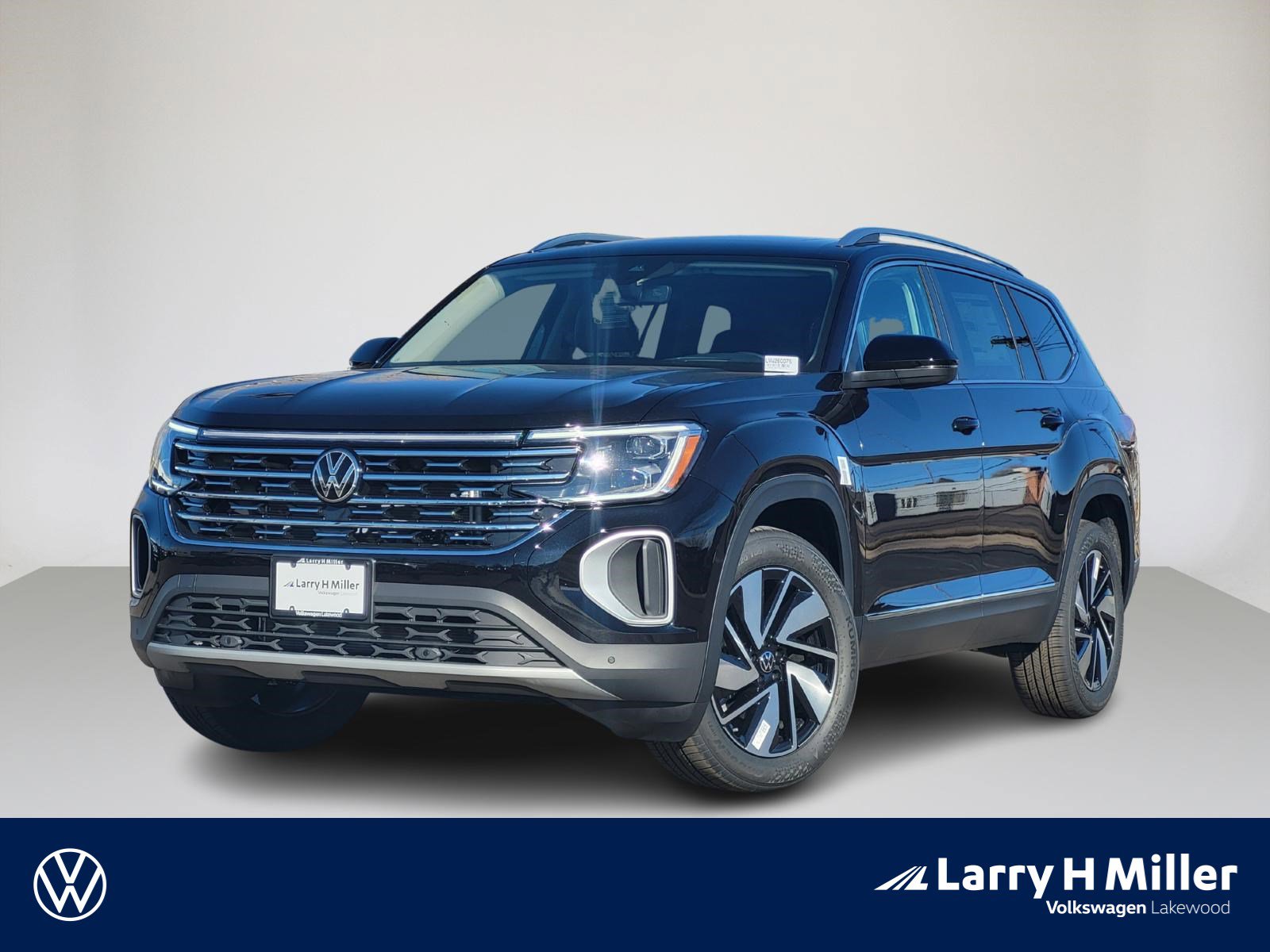 New 2026 Volkswagen Atlas SEL image 1