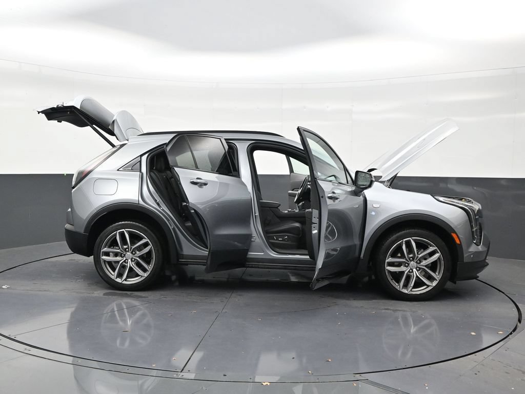 Used 2023 Cadillac XT4 Sport FWD image 29