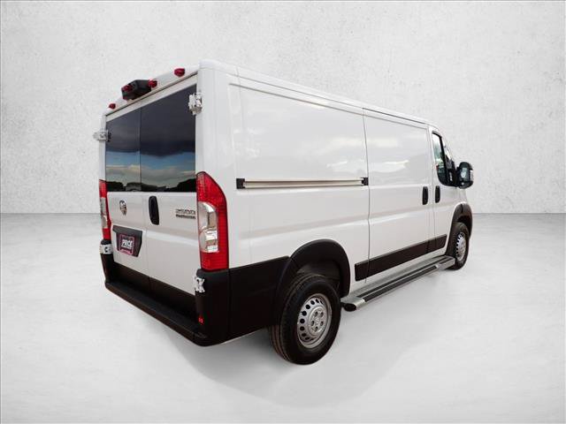 Used 2025 RAM ProMaster 2500 w/ U-Haul Equipment Group FWD image 4