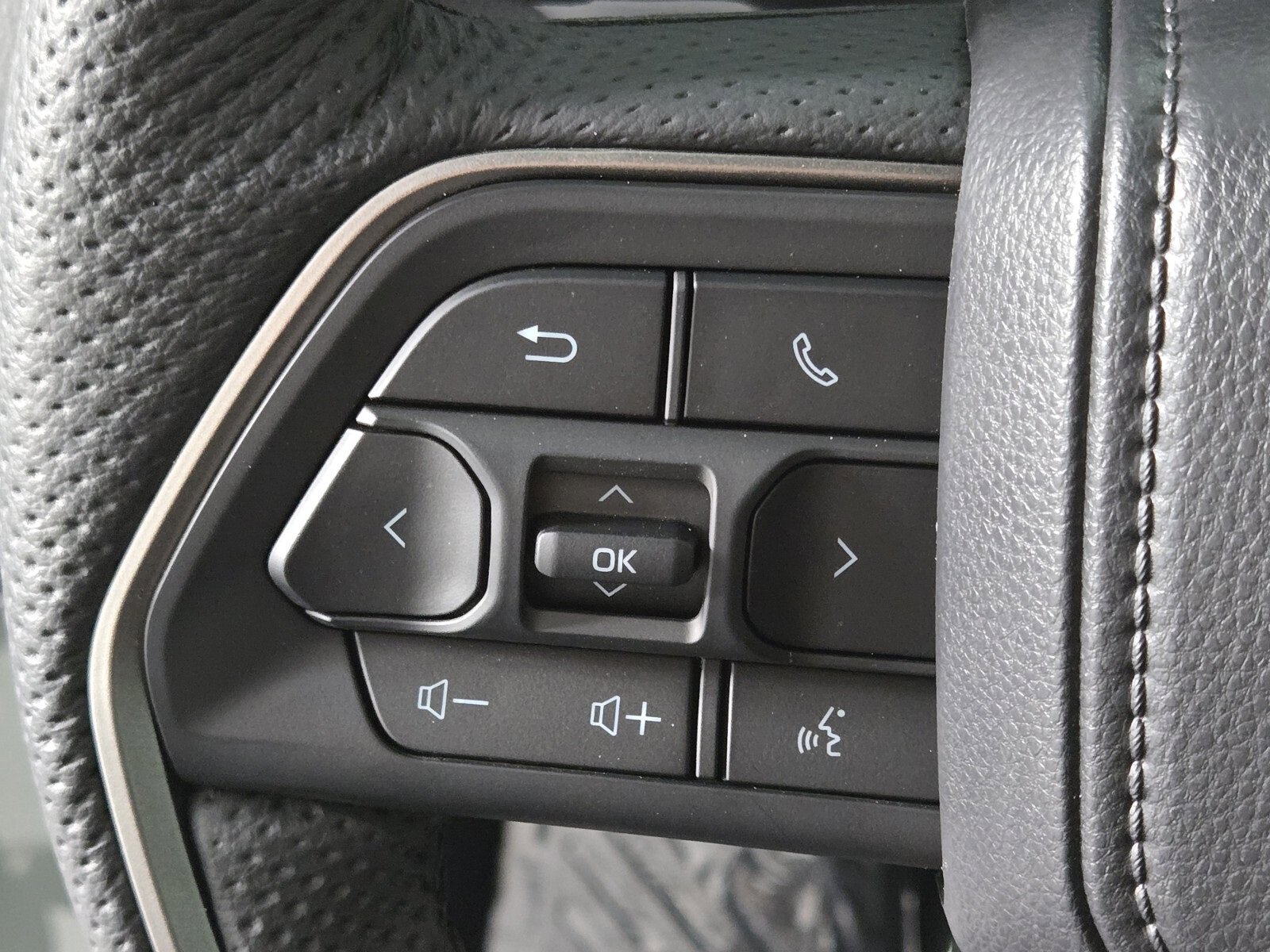 Used 2026 Toyota Tundra Limited image 23