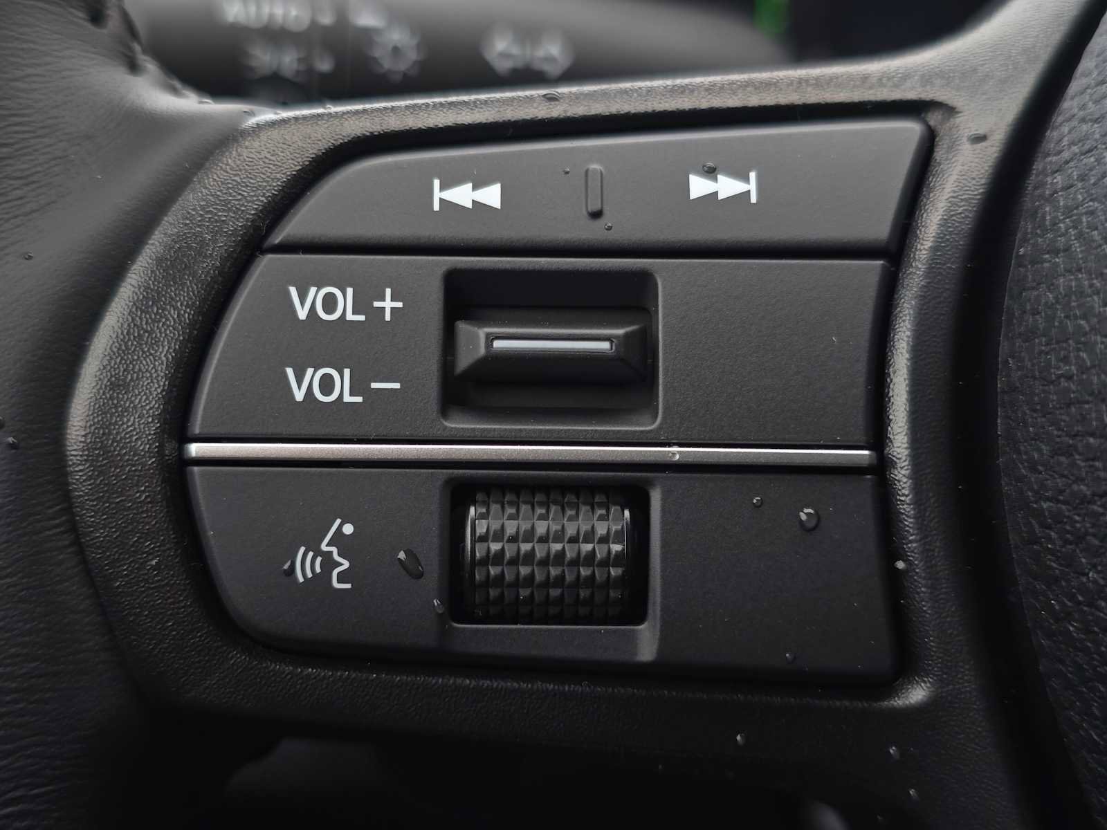 New 2025 Honda Accord EX-L image 32