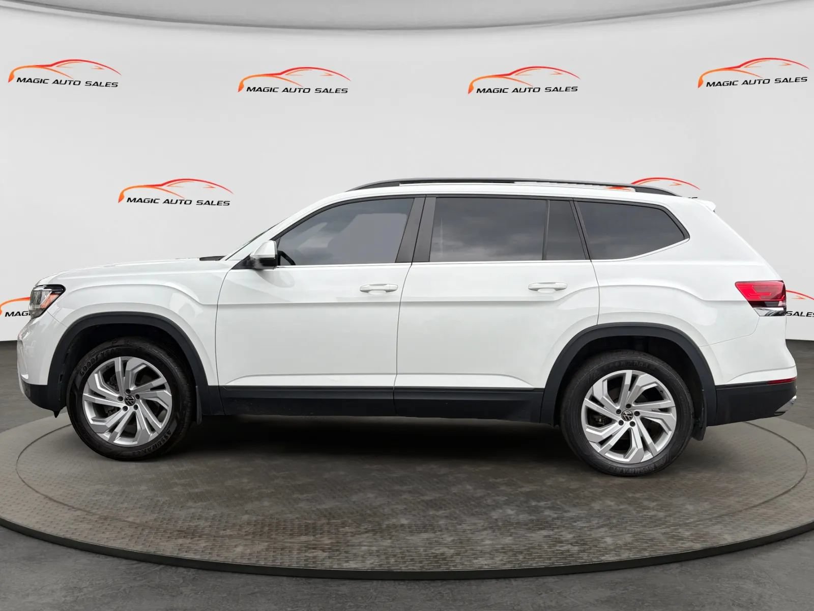Used 2021 Volkswagen Atlas SE AWD/4WD image 7