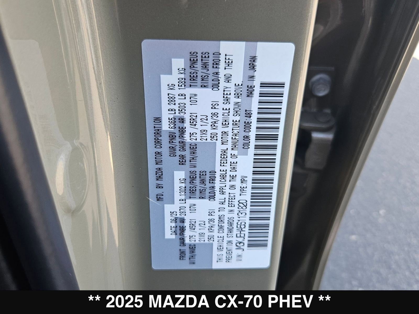 New 2025 MAZDA CX-70 Plug-In Hybrid w/ Premium Plus image 27