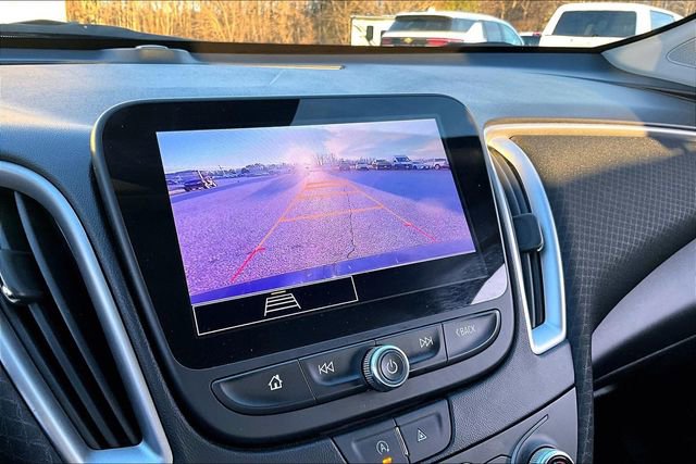 Used 2024 Chevrolet Malibu LT image 14