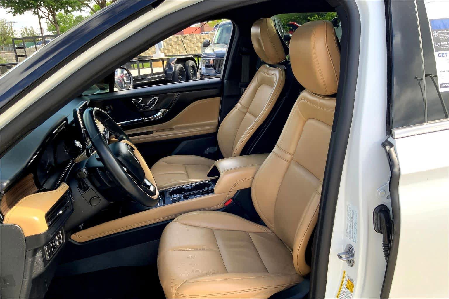 Used 2020 Lincoln Corsair Reserve image 8