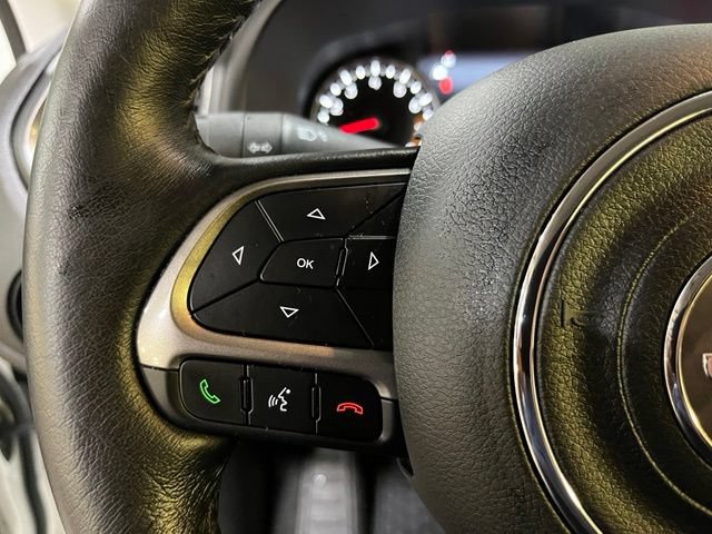 Used 2022 Jeep Renegade Latitude w/ Convenience Group AWD/4WD image 18