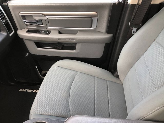 Used 2017 RAM 1500 Classic SLT image 14