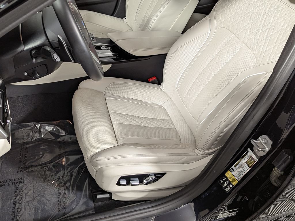 Certified 2023 BMW 540i xDrive w/ M Sport Package AWD/4WD image 22