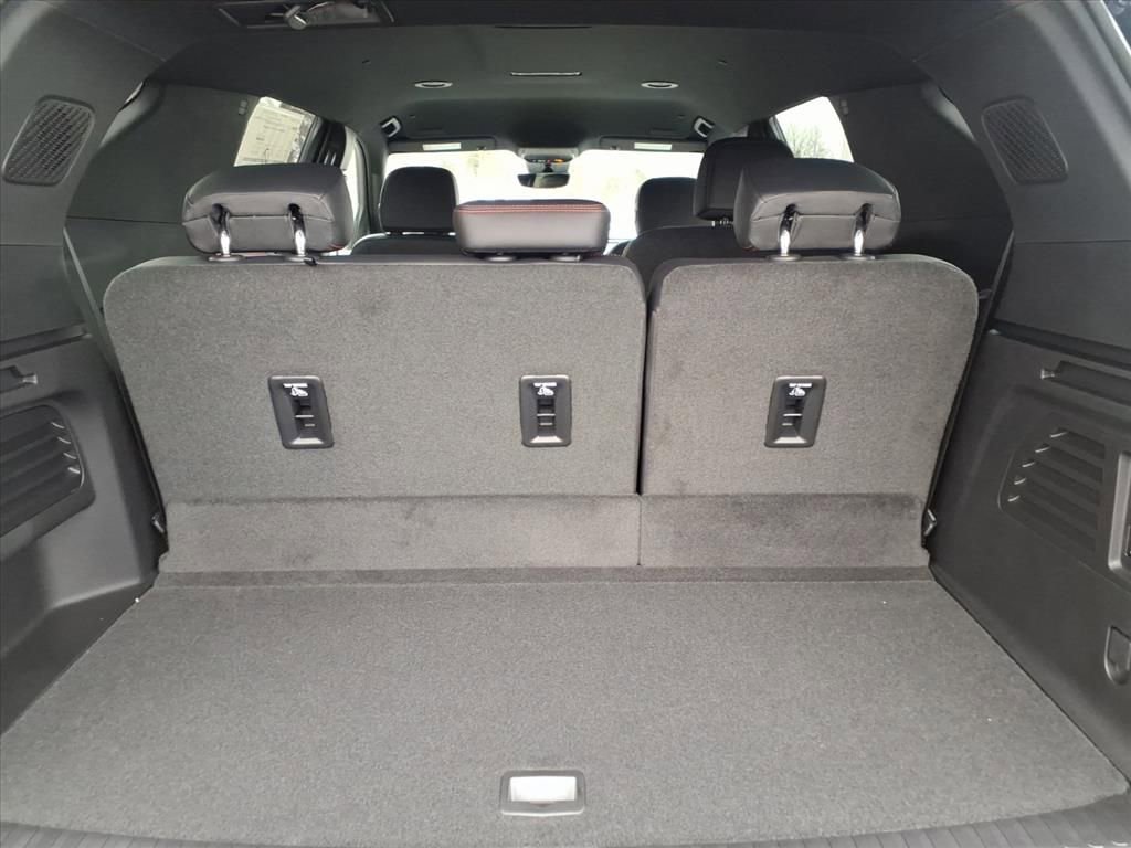 New 2026 Chevrolet Traverse RS w/ LPO, Cargo Package image 16