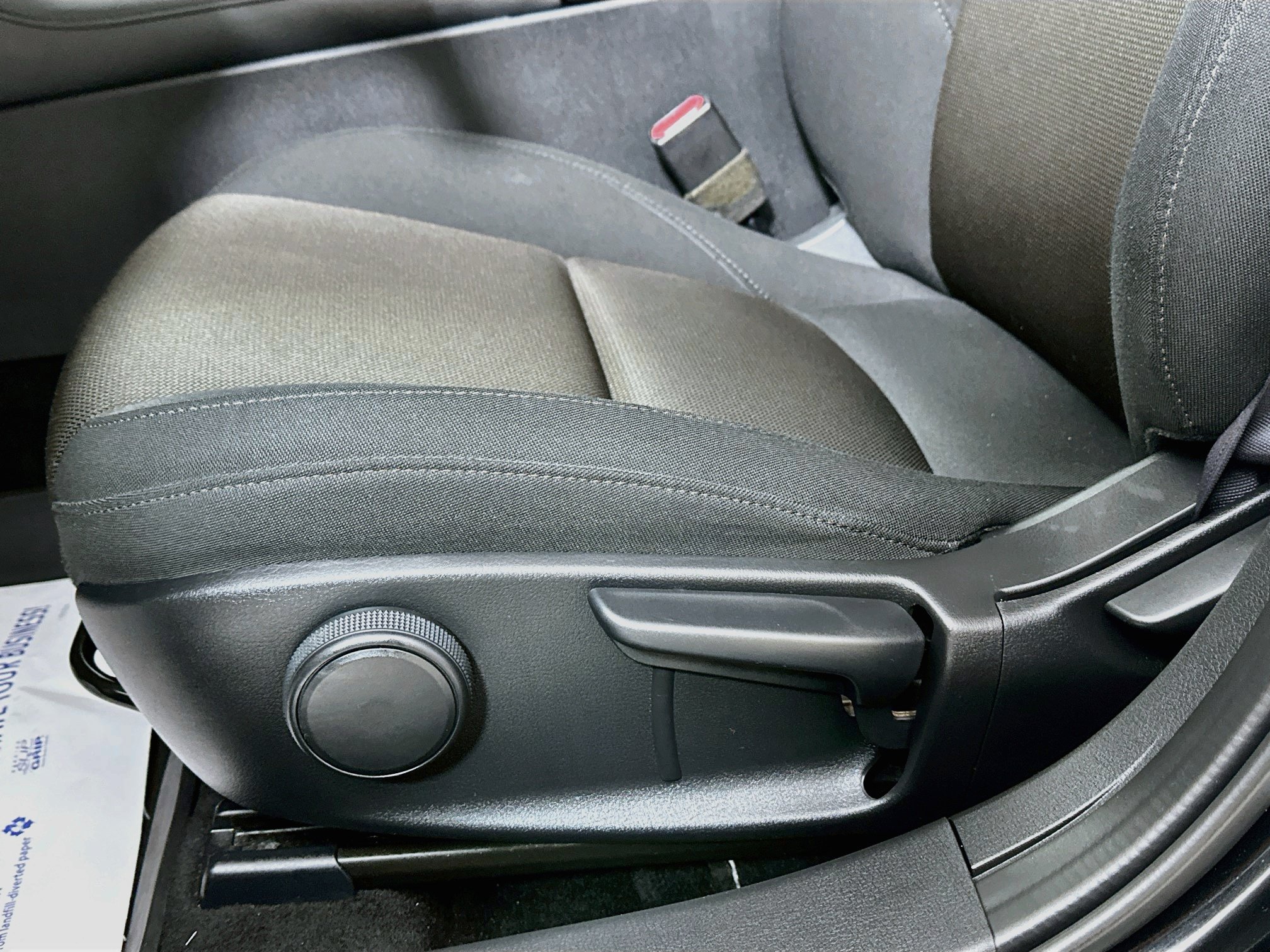 Used 2021 MAZDA MAZDA3 s FWD image 18