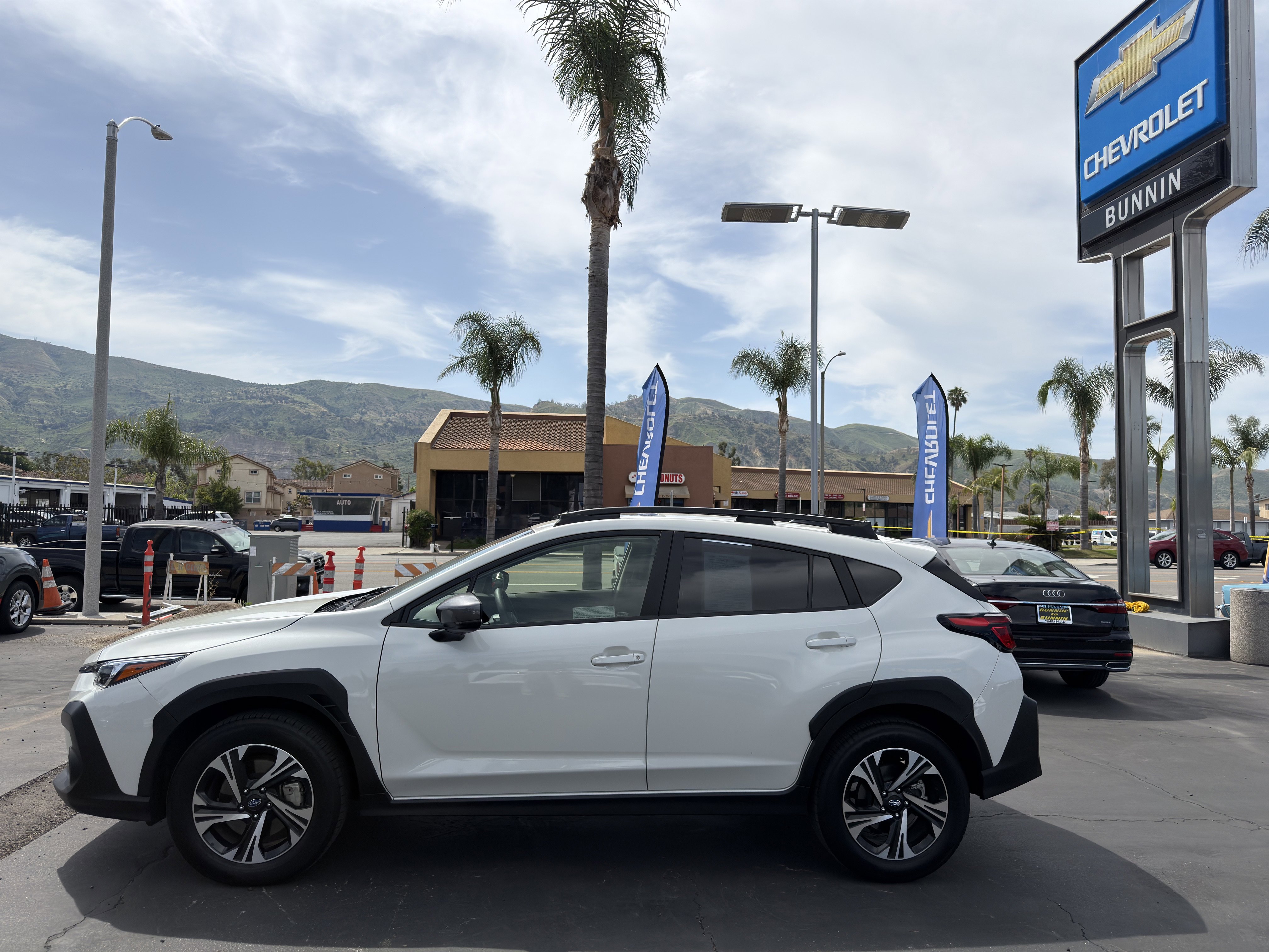 Used 2024 Subaru Crosstrek 2.0i Premium AWD/4WD image 5