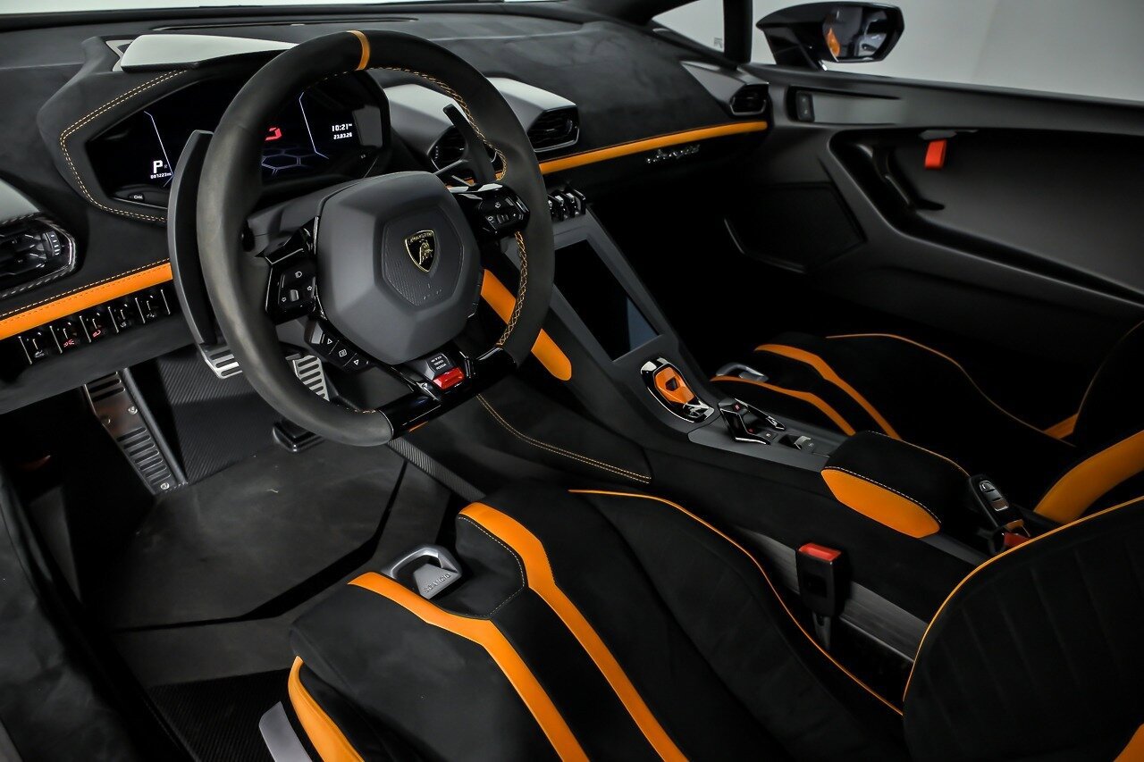 Used 2022 Lamborghini Huracan STO RWD image 21