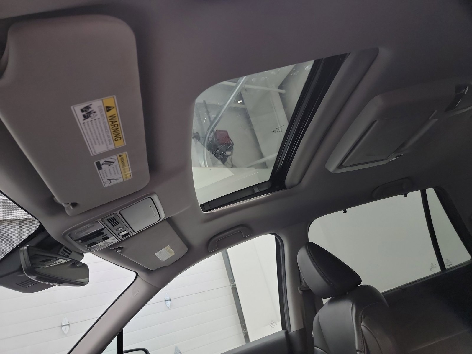 Used 2020 Honda Pilot Touring image 24