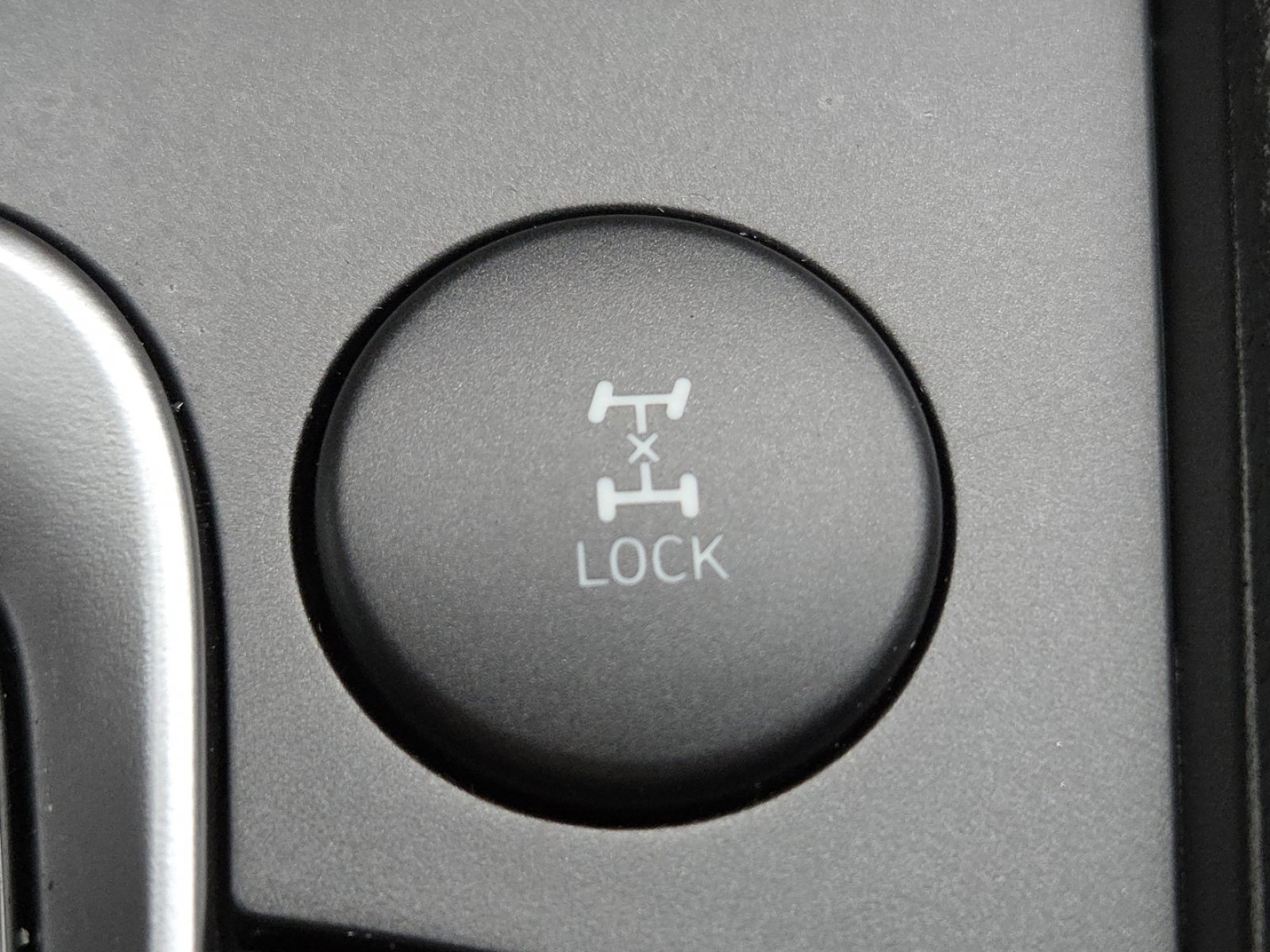 Used 2023 Hyundai Kona SEL image 8