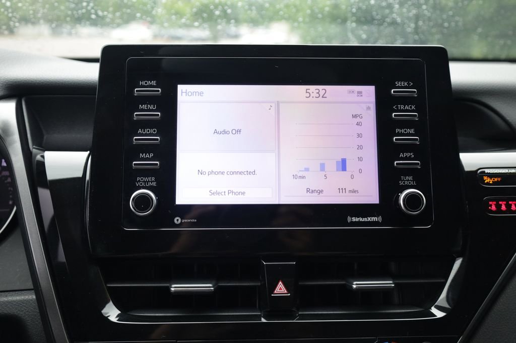 Used 2023 Toyota Camry SE FWD image 8