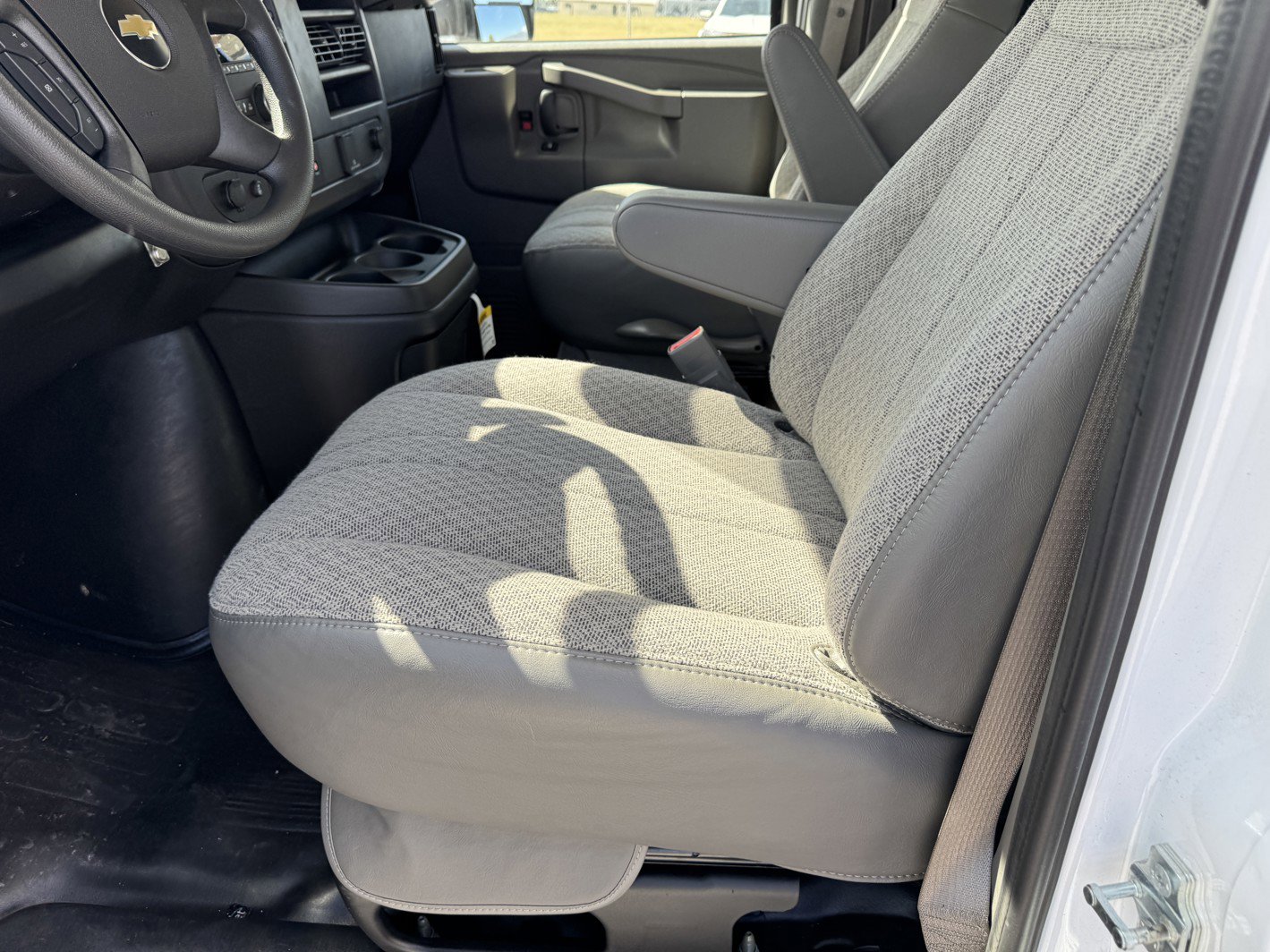 New 2025 Chevrolet Express 3500 w/ Power Convenience Package RWD image 13