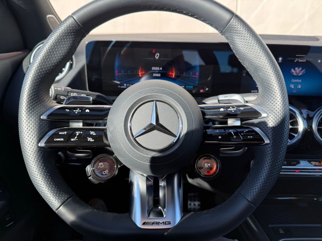 Used 2025 Mercedes-Benz GLA 35 AMG 4MATIC image 17