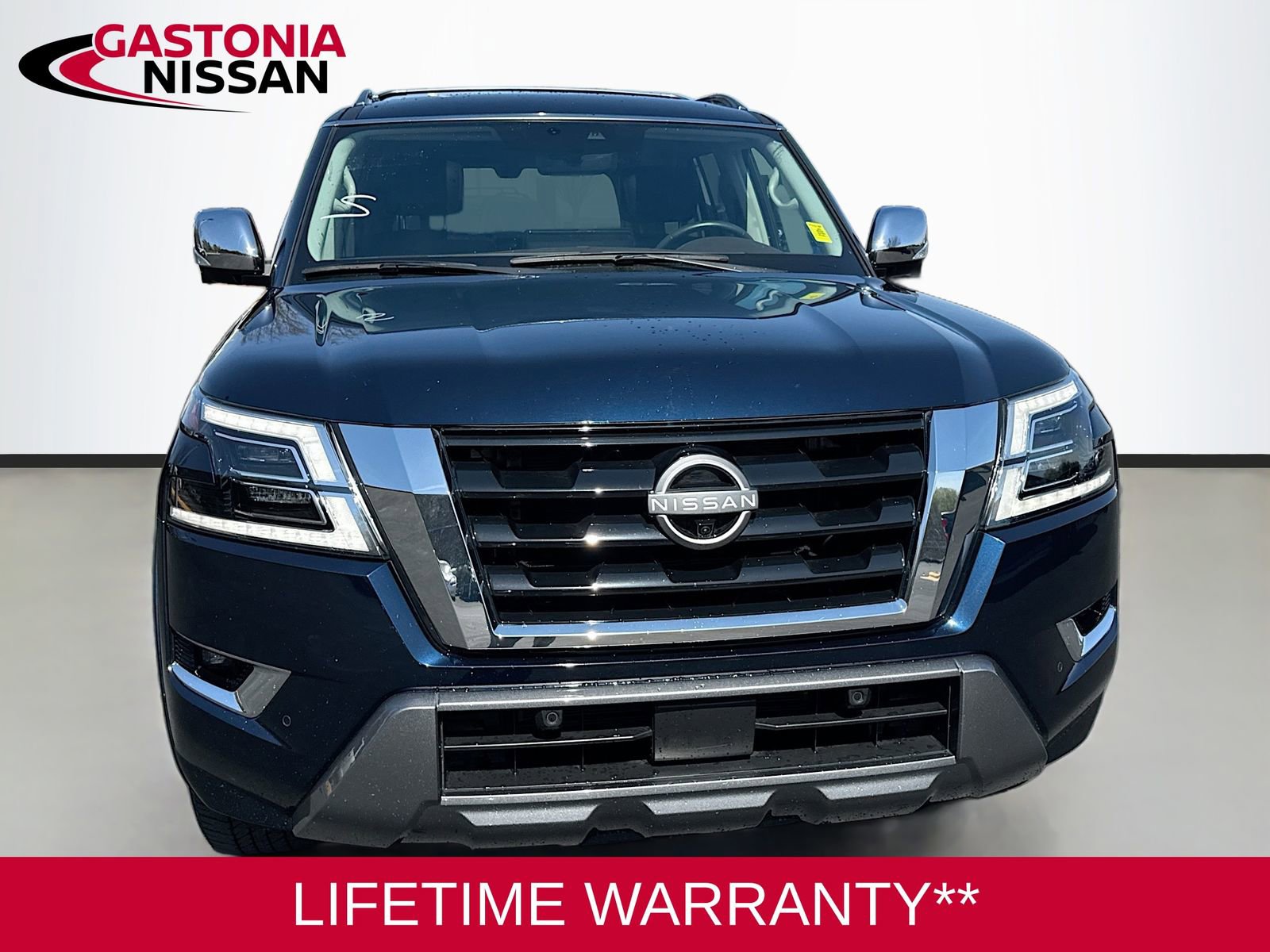 Used 2023 Nissan Armada Platinum w/ Captain's Chairs Package image 2