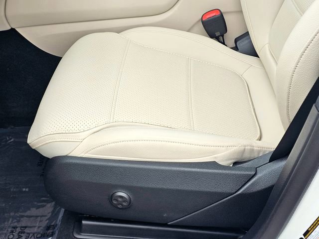 Certified 2025 Mercedes-Benz GLC 300 4MATIC image 20