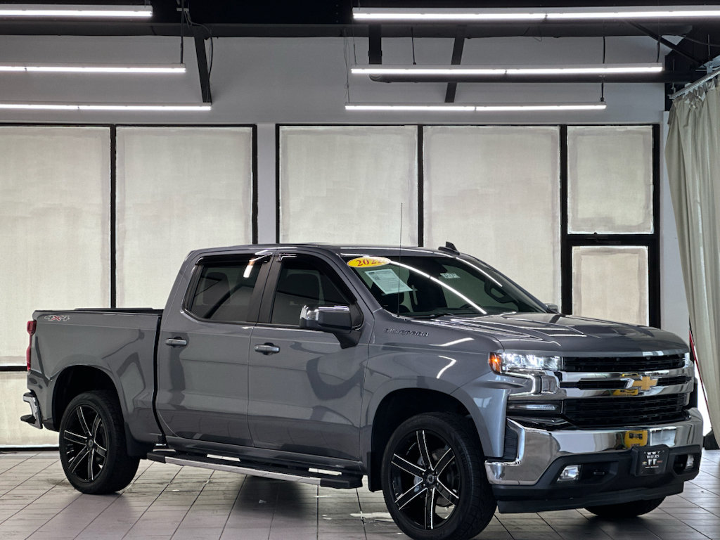 Certified 2022 Chevrolet Silverado 1500 LT AWD/4WD image 1