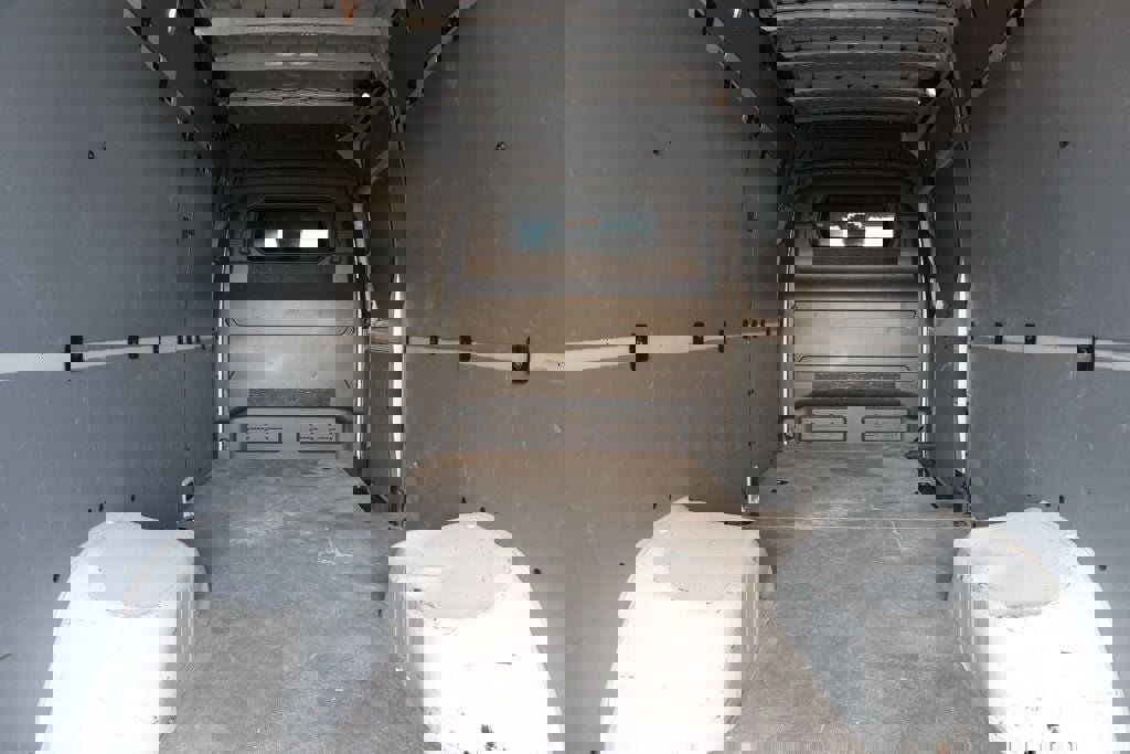 Used 2023 Mercedes-Benz Sprinter 4500 w/ Acoustic Package image 22