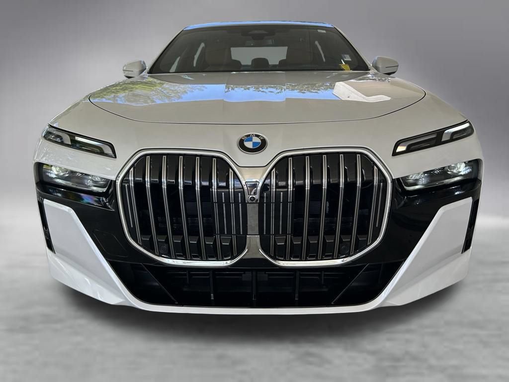 Used 2026 BMW 740i xDrive AWD/4WD image 15