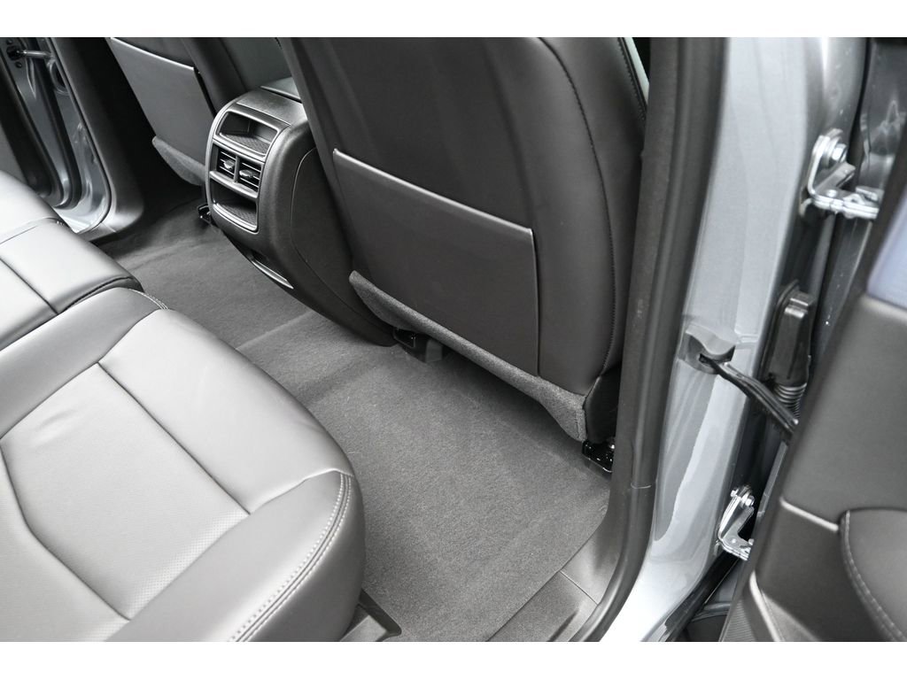 New 2026 Cadillac XT5 Premium Luxury AWD/4WD image 16