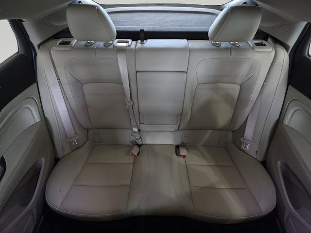 Used 2019 Buick Regal Essence w/ Driver Confidence Package I image 28
