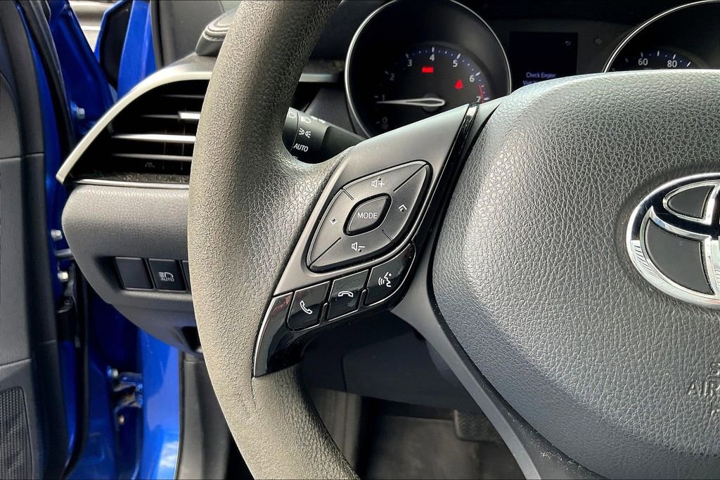 Used 2019 Toyota C-HR LE FWD image 11