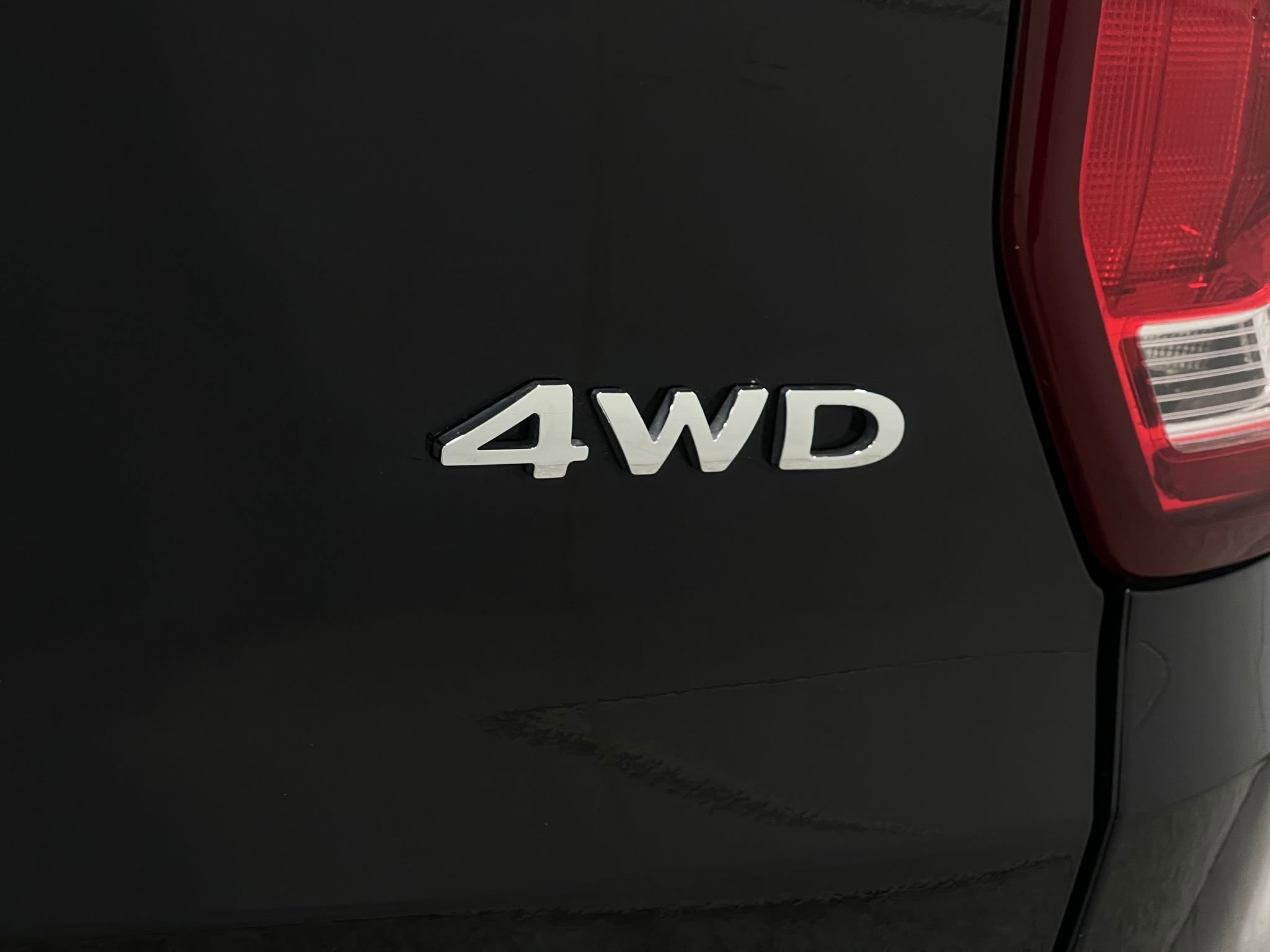 Used 2018 Ford Explorer Limited w/ Equipment Group 301A image 41