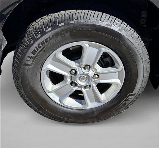 Used 2019 Toyota Sequoia SR5 image 9