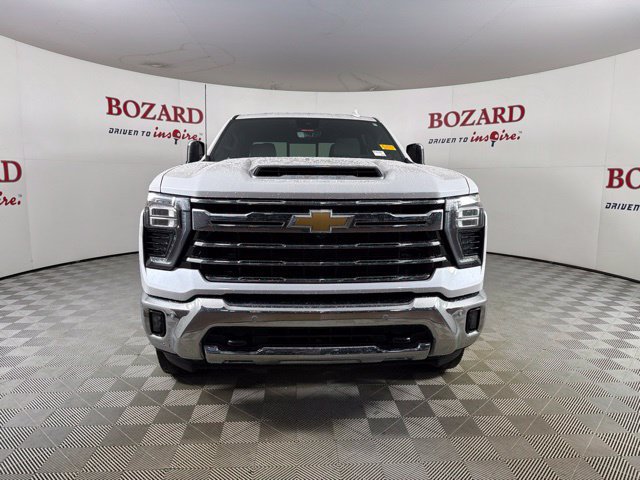 Used 2024 Chevrolet Silverado 2500 LTZ w/ LTZ Premium Package AWD/4WD image 2