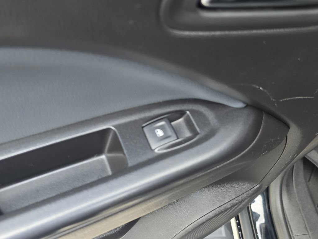 Used 2017 Chevrolet Colorado Z71 image 12