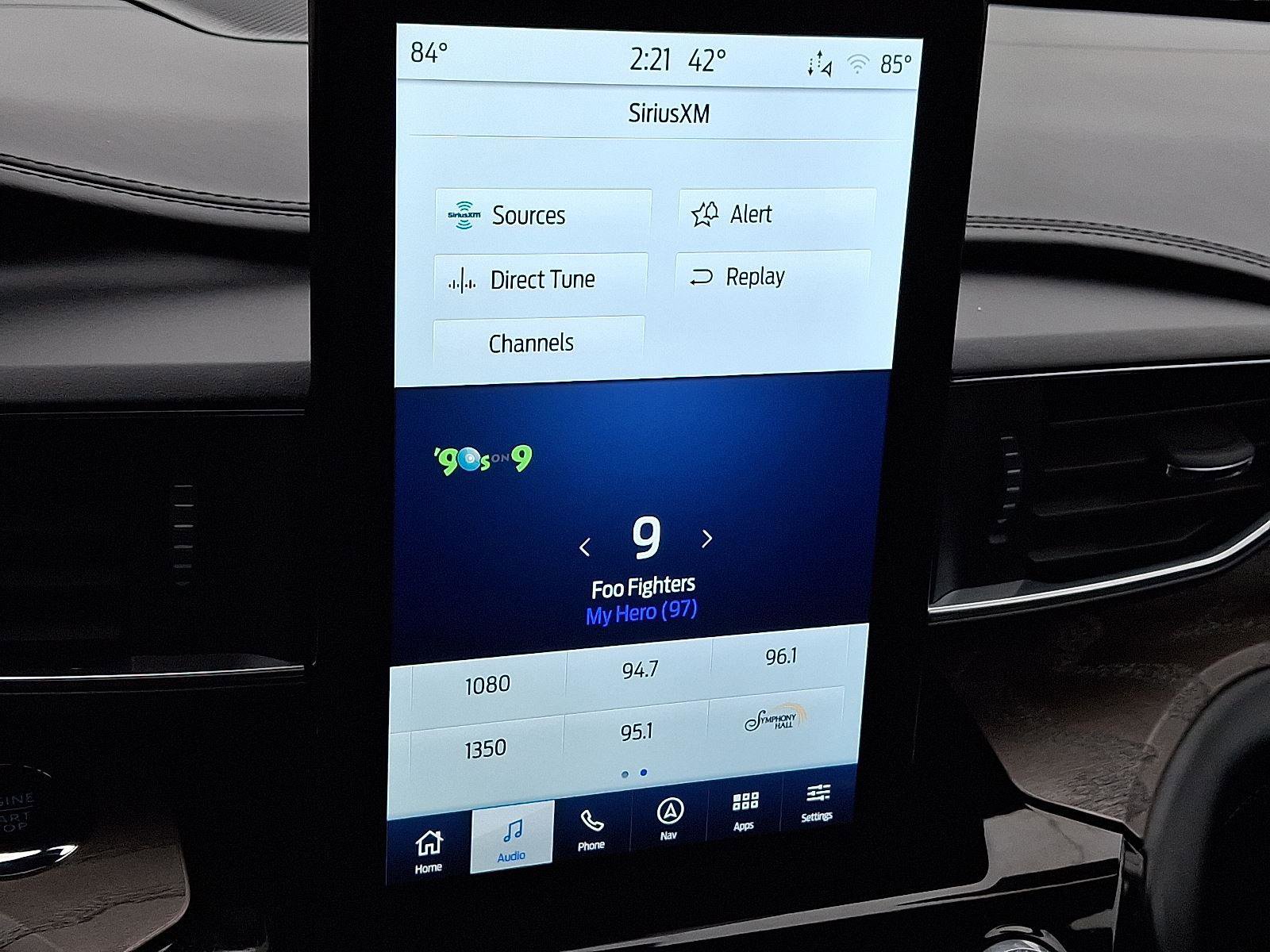 Used 2023 Ford Explorer Platinum w/ Technology Package image 18