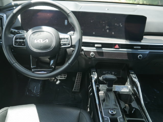Used 2025 Kia Sorento SX FWD image 46