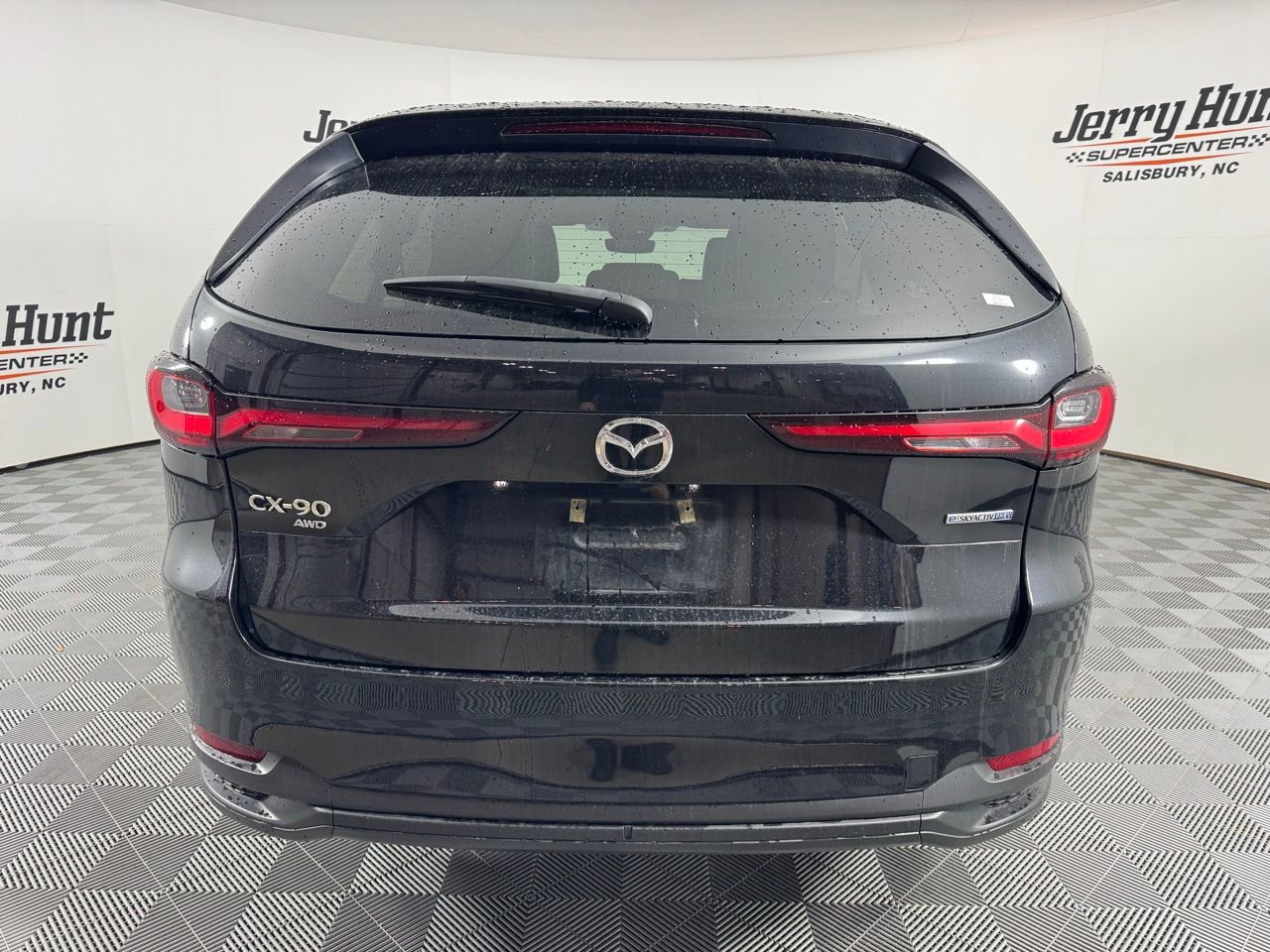 Used 2024 MAZDA CX-90 Plug-In Hybrid w/ Preferred AWD/4WD image 7