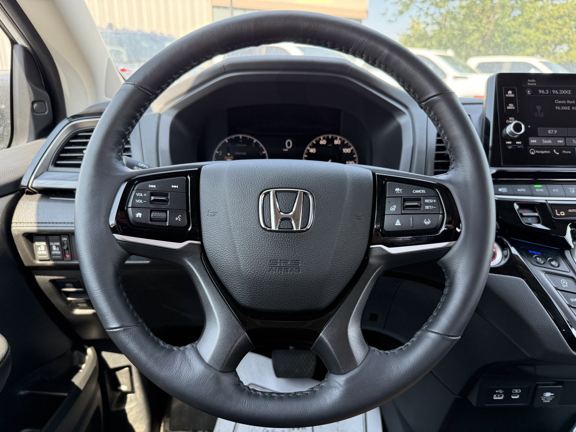 Used 2026 Honda Odyssey Elite image 20