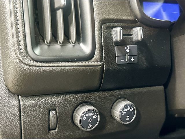 Used 2019 GMC Canyon SLE w/ Elevation Edition image 12