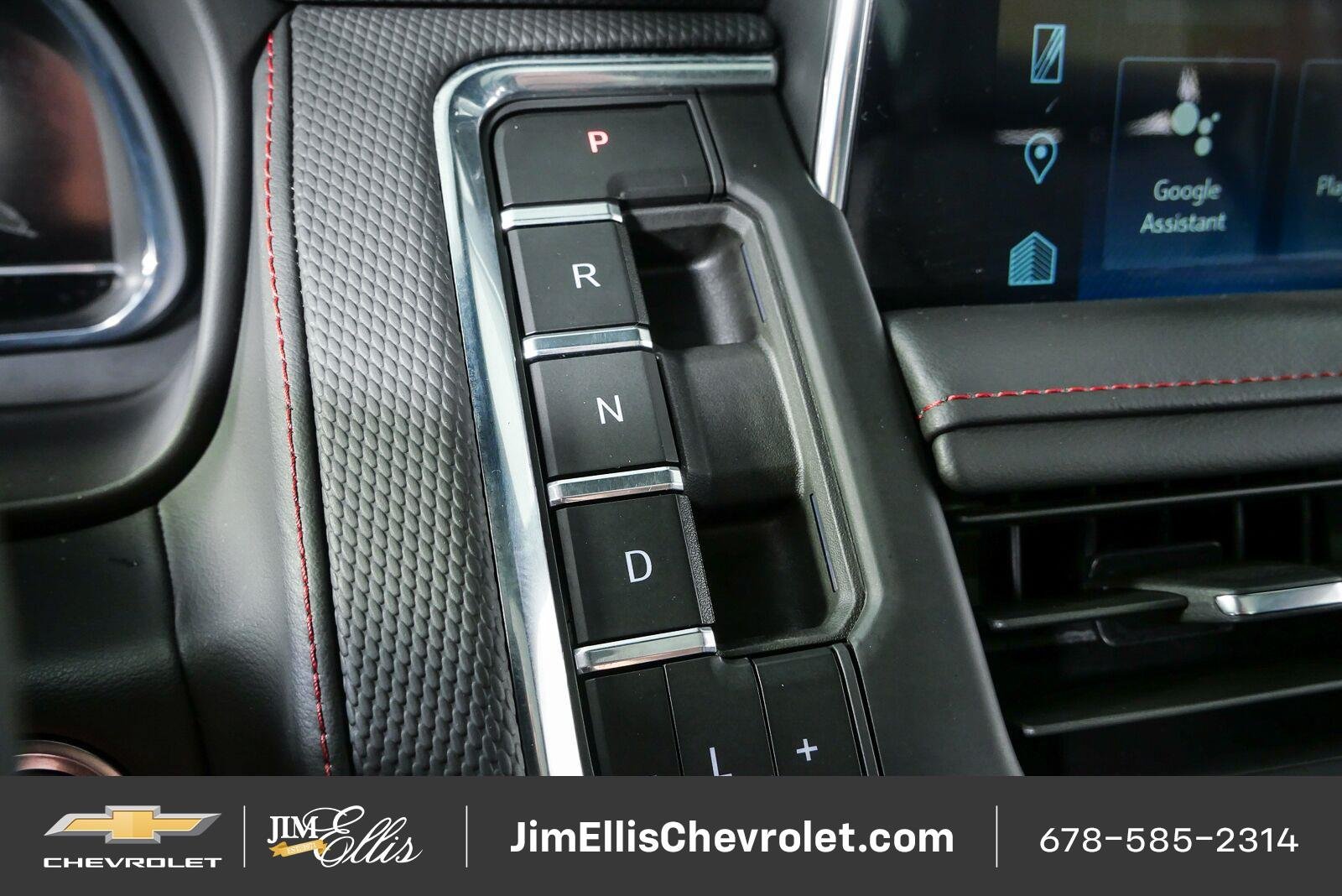 Certified 2024 Chevrolet Suburban RST w/ Luxury Package RWD image 17