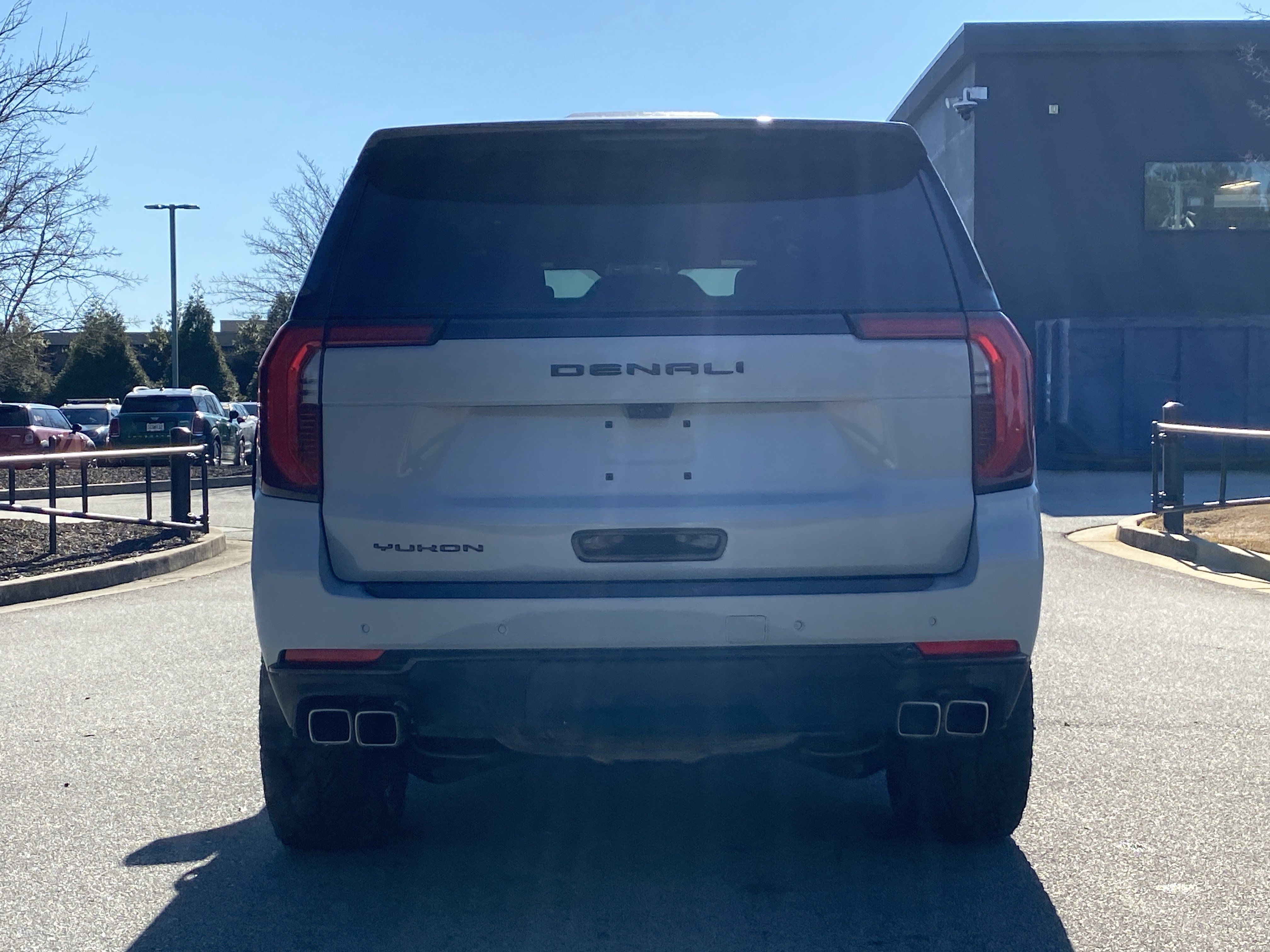 Used 2025 GMC Yukon Denali Ultimate image 16