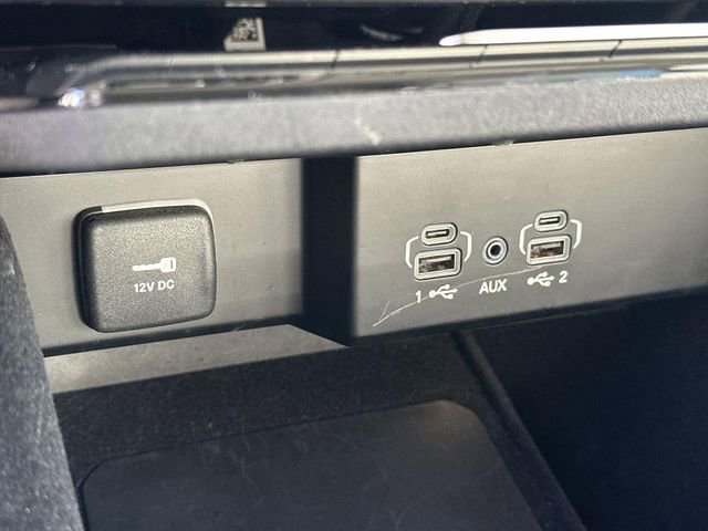 Used 2024 Jeep Wagoneer Series II AWD/4WD image 38
