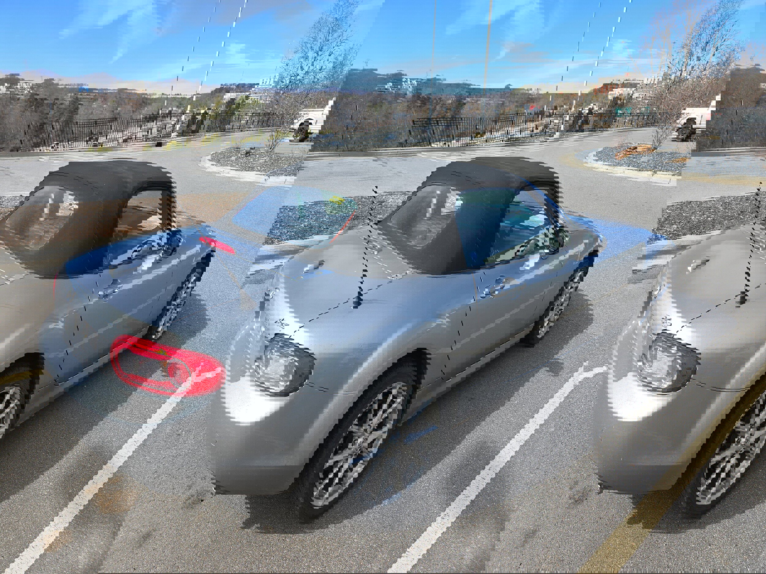 Used 2012 MAZDA MX-5 Miata Grand Touring w/ Premium Pkg image 2