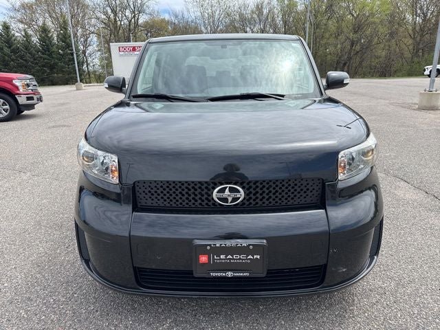 Used 2010 Scion xB FWD image 4