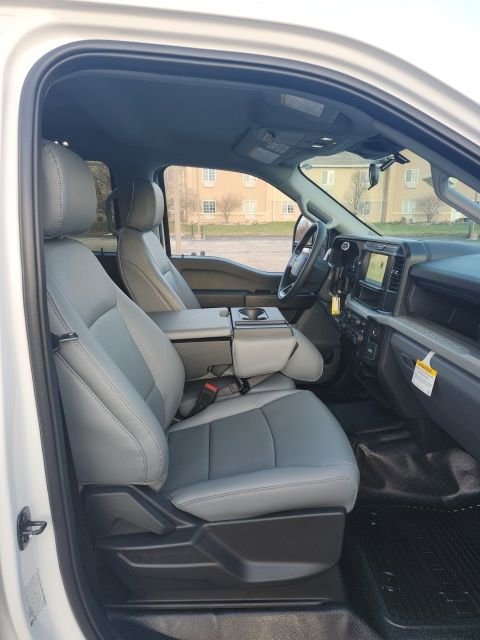 New 2026 Ford F350 XL w/ XL Chrome Package image 21