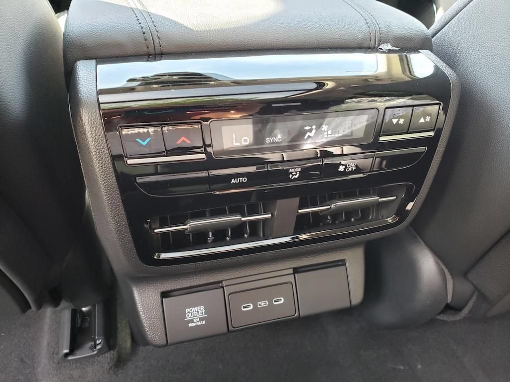 New 2026 Acura MDX SH-AWD image 7