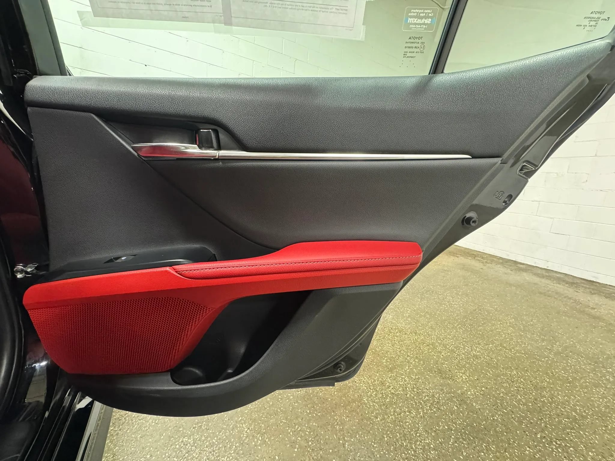 Used 2020 Toyota Camry XSE AWD/4WD image 36
