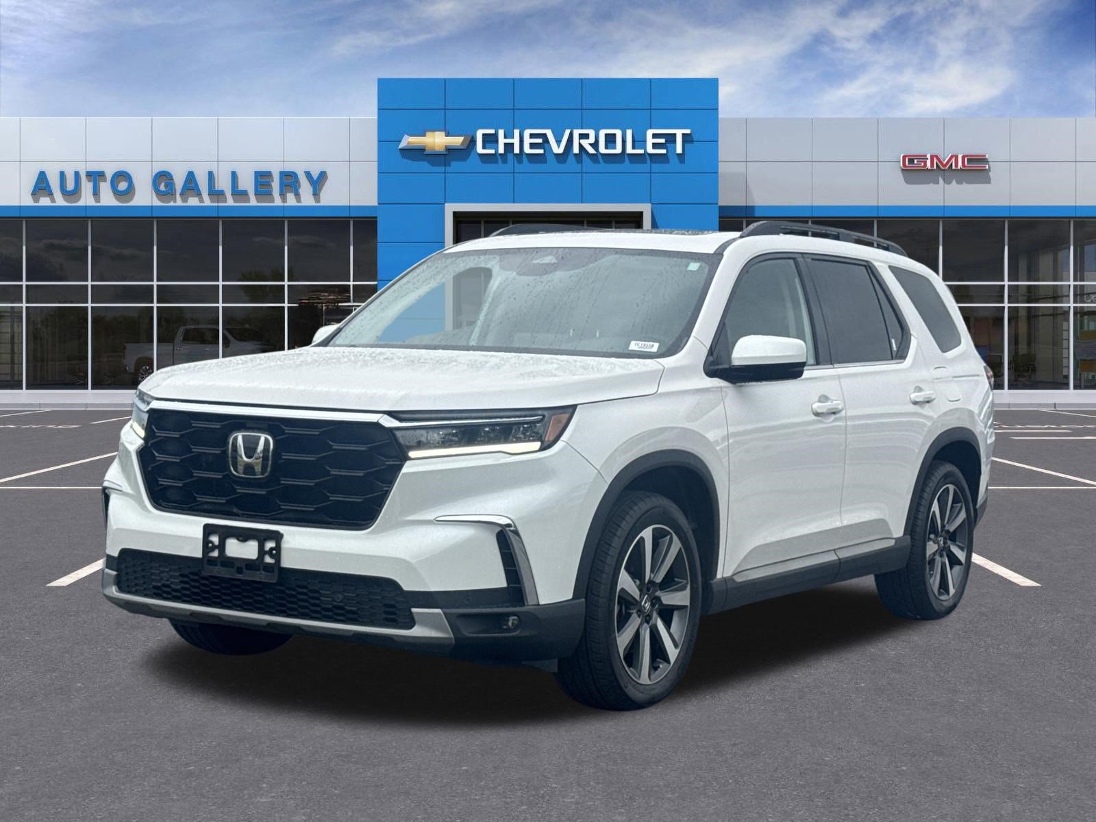 Used 2025 Honda Pilot Touring